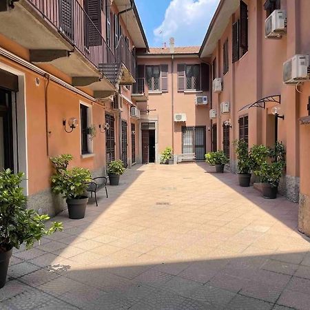 Corte Del 6 - Cozy Modern Flat B Милан Экстерьер фото